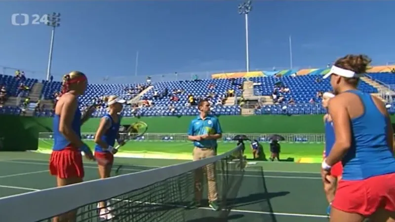 Sestřih utkání Strýcová/Šafářová - Hlaváčková/Hradecká