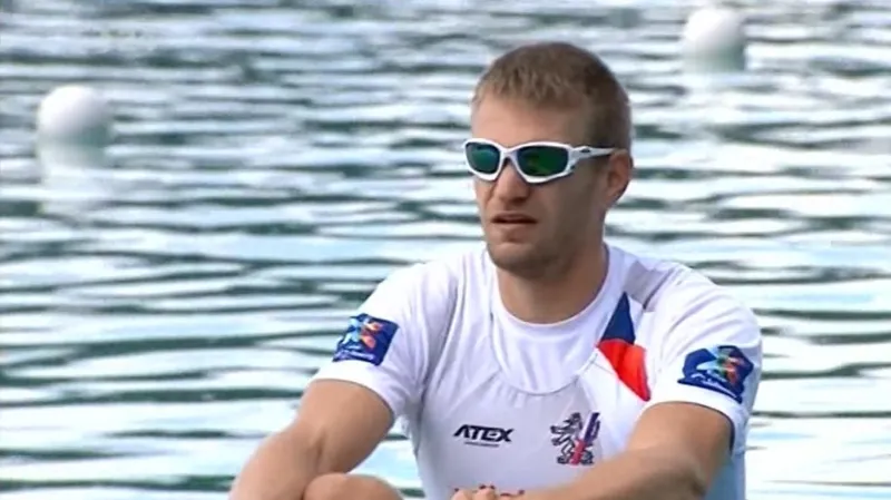 Synek je mistrem světa, Knapková má stříbro