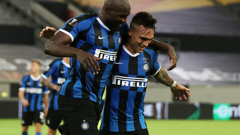 Romelu Lukaku a Lautaro Martínez