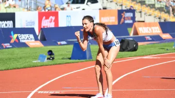 Rozběh Mäki na 1500 metrů s ohlasem