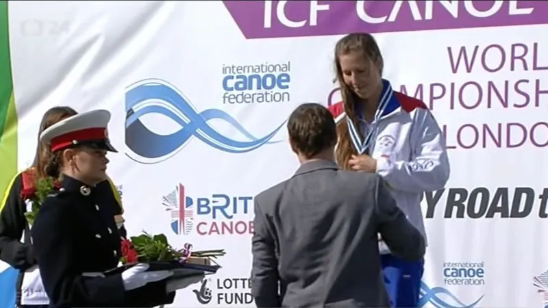 Sestřih závodu kajakářek na MS