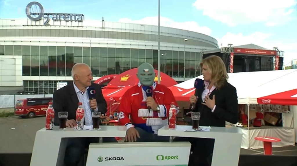 V hokejovém poledni se zjevil Fantomas