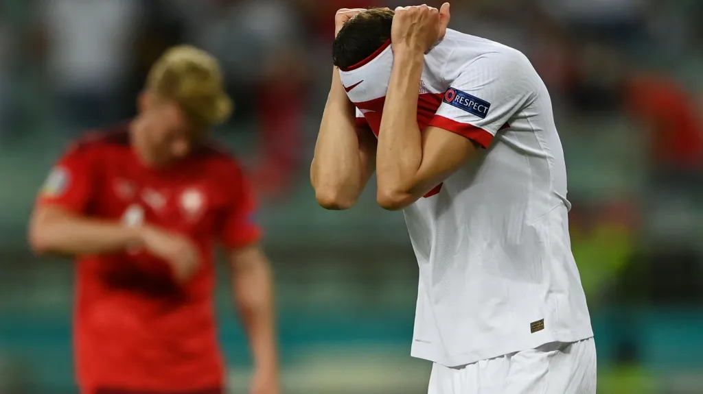 Zklamaný turecký obránce Mert Muldur