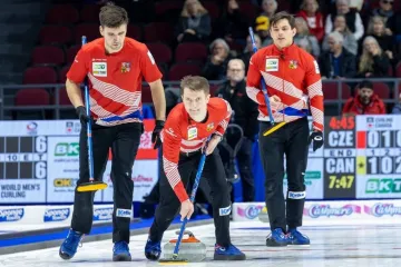 Team Klíma v akci na šampionátu v curlingu