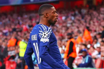 Ousmane Dembélé slaví vítězný gól proti Arsenalu
