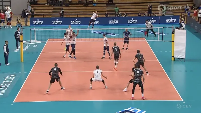 Závěr utkání Kedzierzyn-Kožle - Karlovarsko