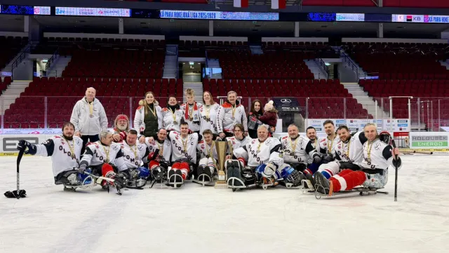 Parahokejisté Olomouce o nečekaném zisku titulu