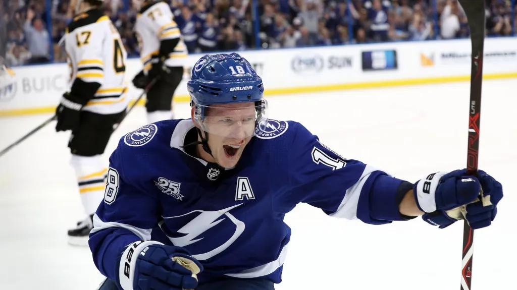 Ondřej Palát se raduje z branky proti Bostonu