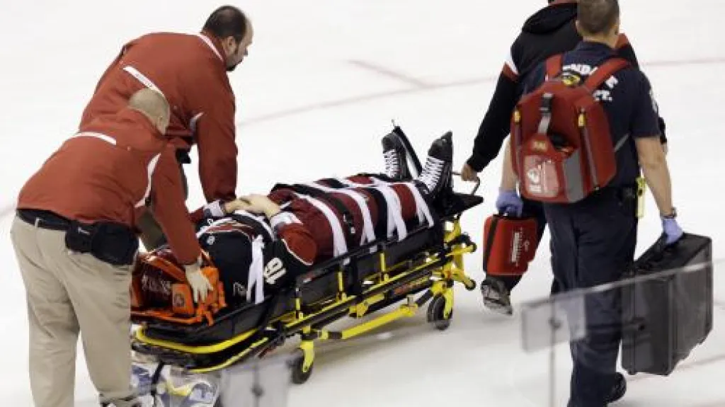 Zdravotníci odváží Petra Průchu