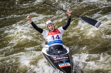 Kanoistka Martina Satková slaví stříbro na SP v Troji