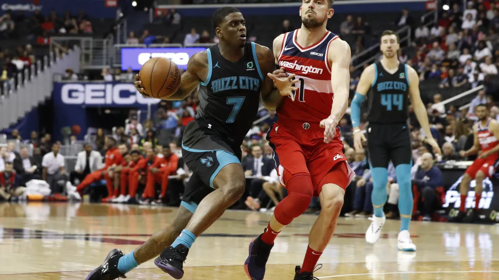 Tomáš Satoranský v utkání s Charlotte