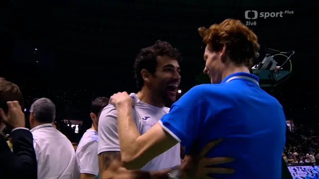 Závěr utkání Sinner – de Minaur