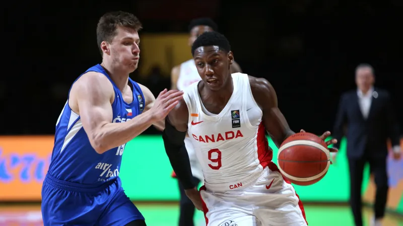 Basketbalisté šokovali Kanadu a o olympiádu budou hrát s Řeckem