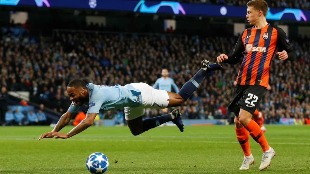 Raheem Sterling z Manchesteru City v utkání s Šachtarem Doněck