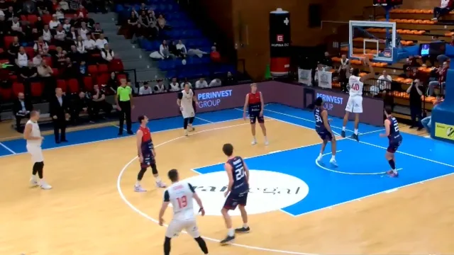 Nymburk se po smeči vrací do dvouciferného náskoku v zápase s Brnem