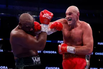 Tyson Fury v zápase s Derekem Chisorou