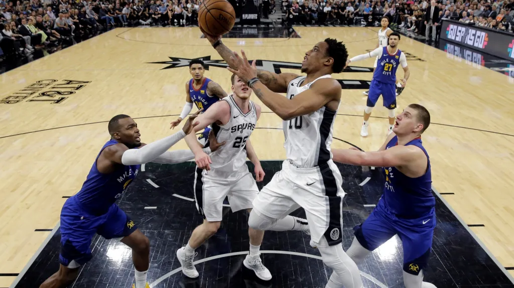 Utkání San Antonio - Denver