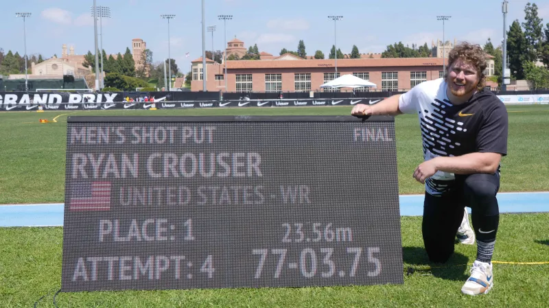 Ryan Crouser zdolal svůj vlastní světový rekord