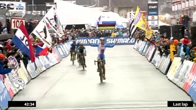 Ťoupalík slavil o kolo dříve, nakonec si dojel pro stříbro