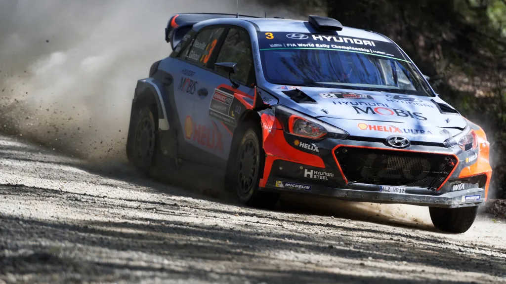 Belgický závodník Thierry Neuville