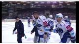 Moment utkání Brno - Chomutov: Zranění Leoše Čermáka (6. min.)