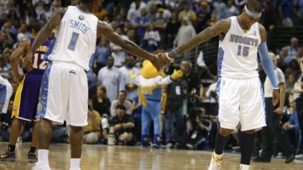 J. R. Smith a Carmelo Anthony