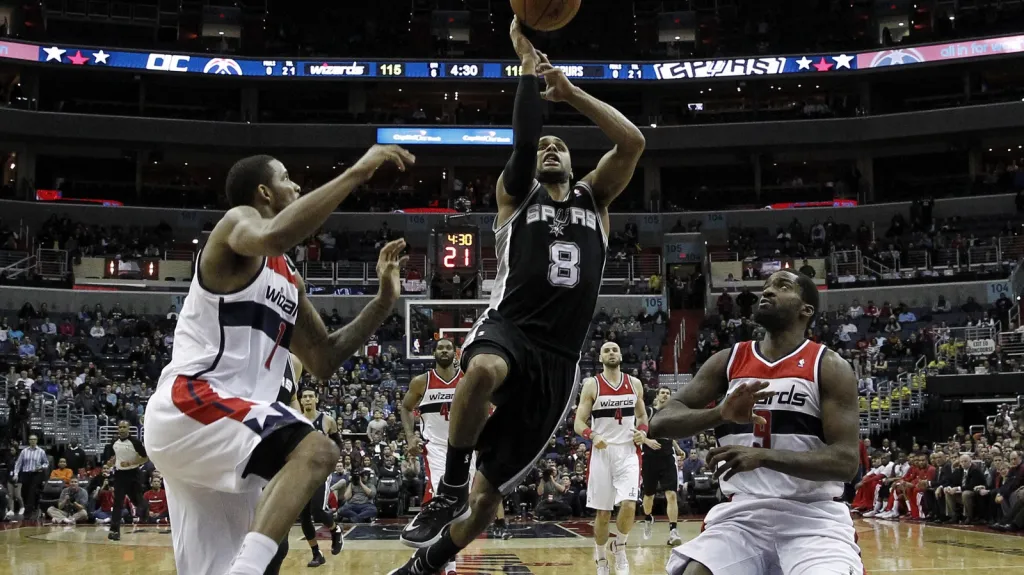 Utkání Washington - San Antonio