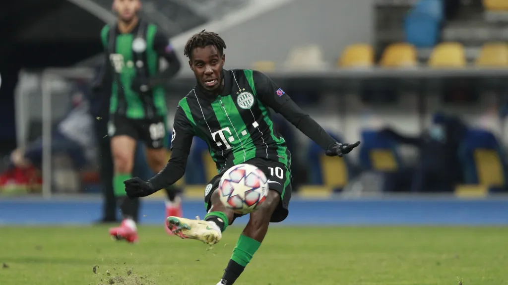 Tokmac Nguen z Ferencvárose v akci