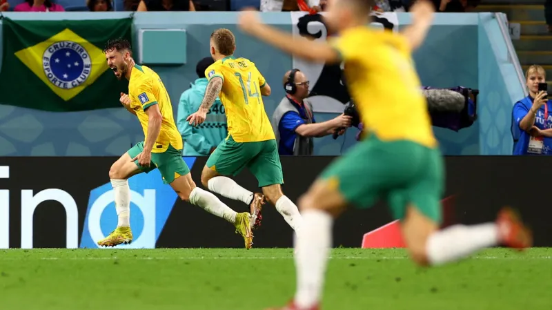 Fotbalisté Austrálie se radují z gólu na mistrovství světa