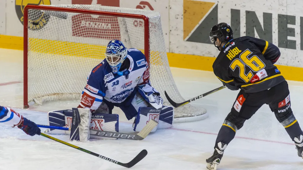 Litvínovský Viktor Hübl v šanci proti brněnskému Lukášovi Klimešovi