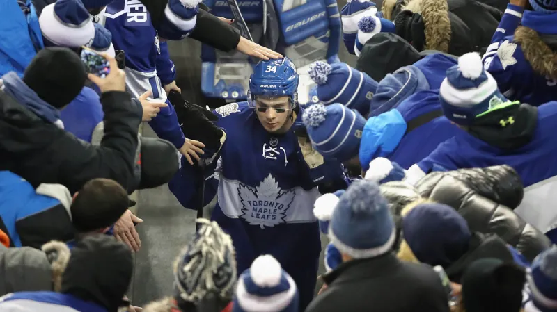 Fanoušci oslavují svého hrdinu