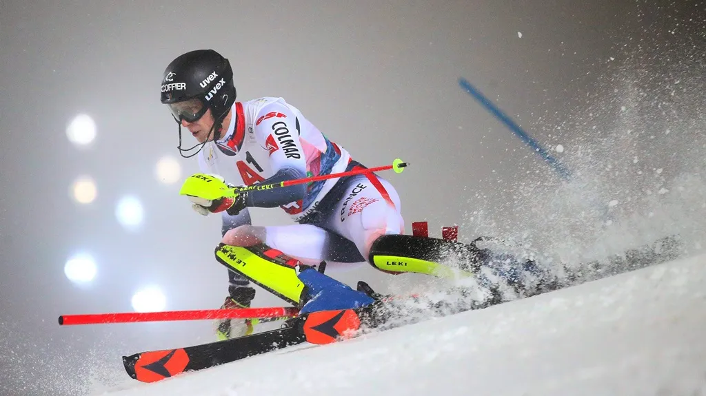 Francouz Clément Noël během slalomu SP