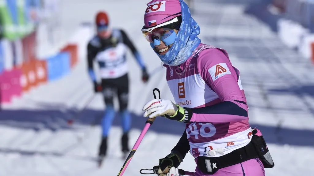 Kateřina Smutná v cíli Jizerské padesátky