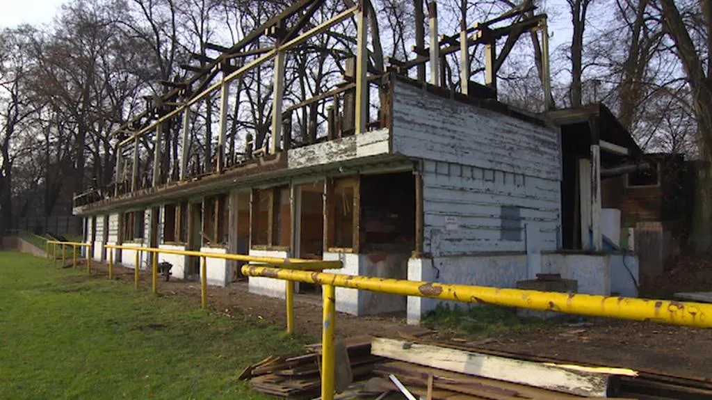 Václav Svoboda o demolici tribuny v Hradci Králové