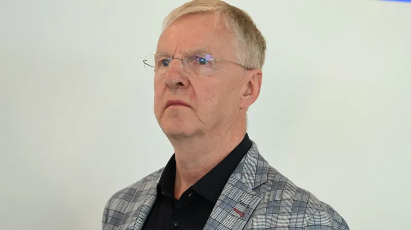 Začínají se ozývat hlasy žádající Jalonenův konec