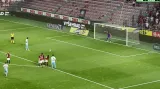 Gól v utkání Sparta Praha - Spartak Subotica: Čečarič z pen. - 2:1 (75. min.)