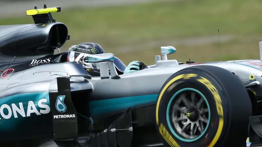 Nico Rosberg ve svém monopostu