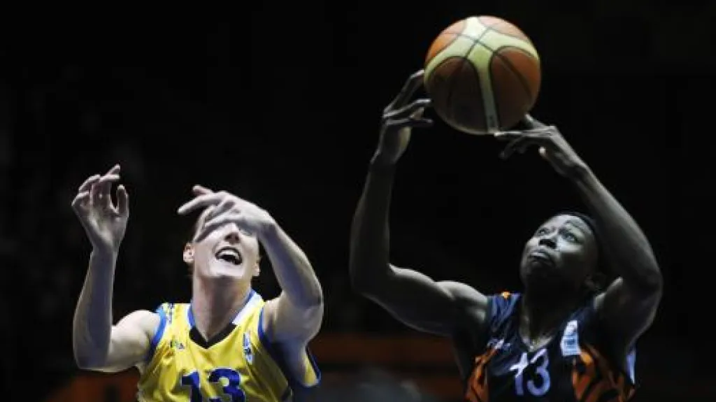 ZVVZ USK Praha - Bourges