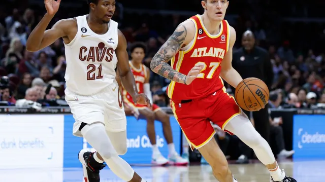 Sezona NBA startuje. Golden State řeší kauzu, Krejčí zabojuje o místo v Atlantě