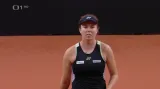 Nosková vstoupila do turnaje ve Stuttgartu vítězstvím nad Ostapenkovou