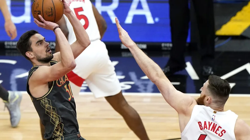 Tomáš Satoranský v utkání s Torontem