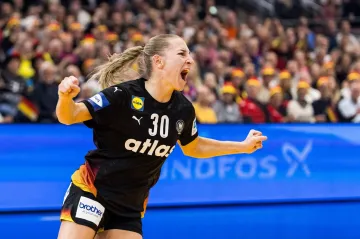 Německá házenkářka Jenny Behrendová