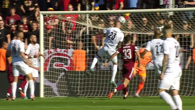 Gól v utkání Slovácko - Sparta Praha: Reinberk – 2:0 (33. min.)