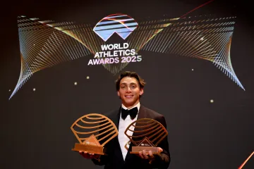 Armand Duplantis se stal nejlepším atletem světa