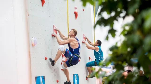 Porážka Kříže v osmifinále ME v lezení na rychlost