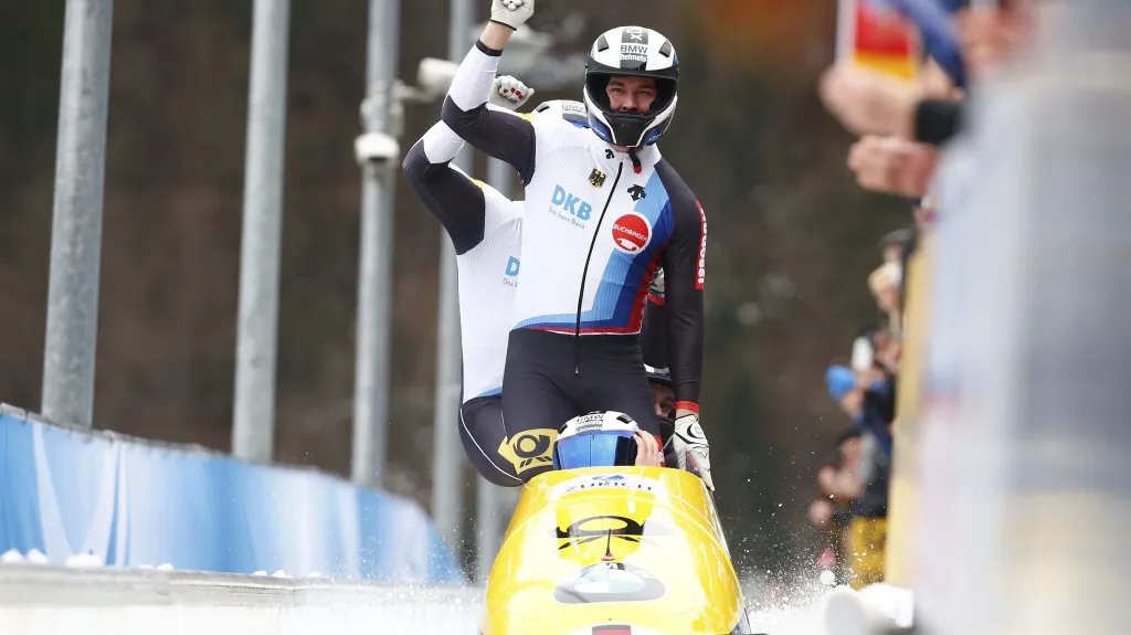 Slavící čtyřbob Johannese Lochnera