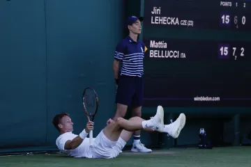 Jiří Lehečka v utkání na Wimbledonu