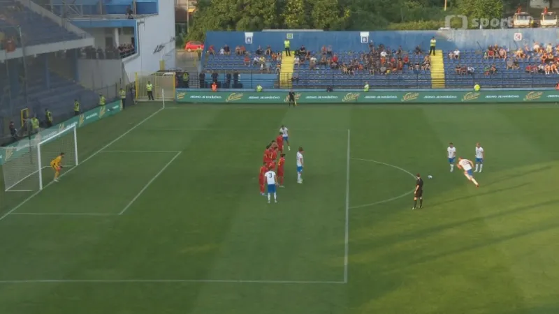 Gól v utkání Černá Hora – Česko: M. Sadílek – 0:2 (57. min)