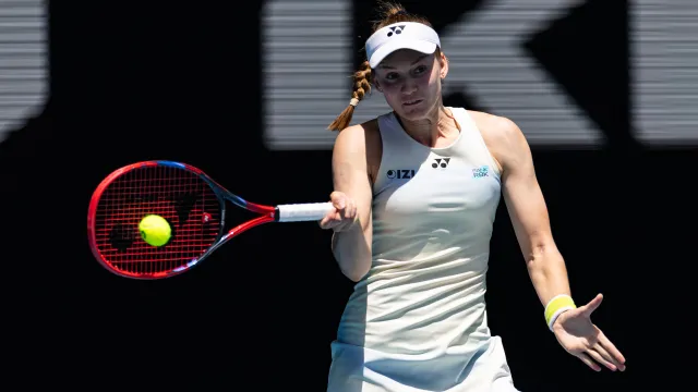 Rybakinová vyřadila světovou dvojku Šwiatekovou