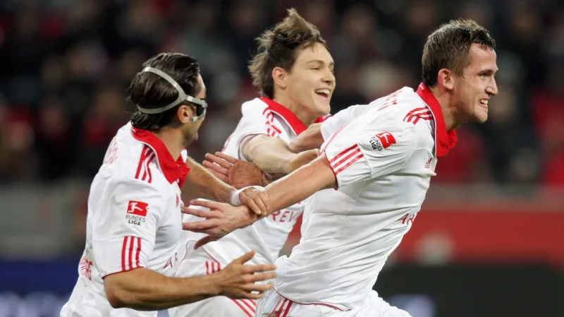 Pekhart se raduje z gólu